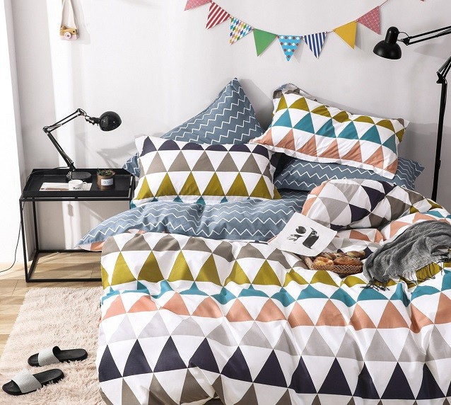 Komplet Pościeli Satyna Bawełniana w Trójkąty